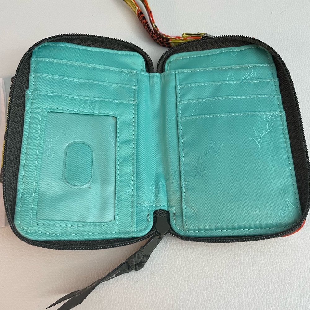 NWT Vera Bradley wristlet - Picture 7 of 9